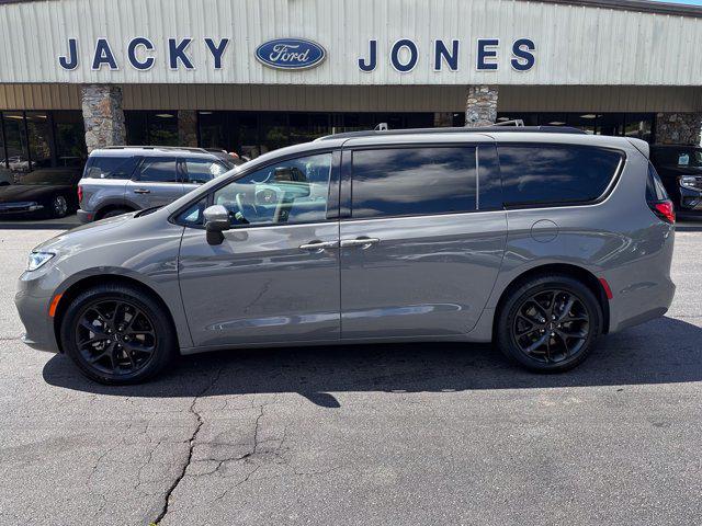 2023 Chrysler Pacifica Touring L AWD for sale in Hayesville, NC