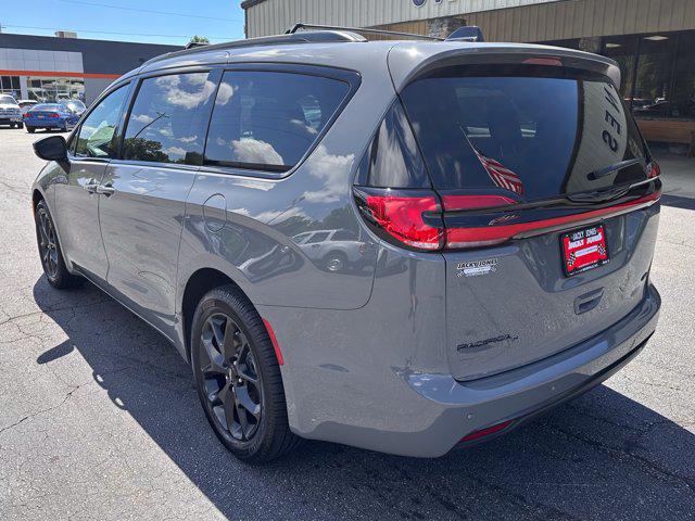 2023 Chrysler Pacifica Touring L AWD