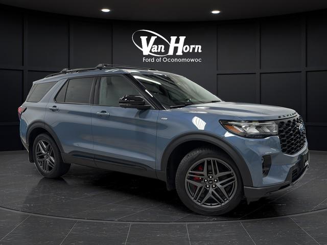 2025 Ford Explorer ST-Line for sale in Oconomowoc, WI