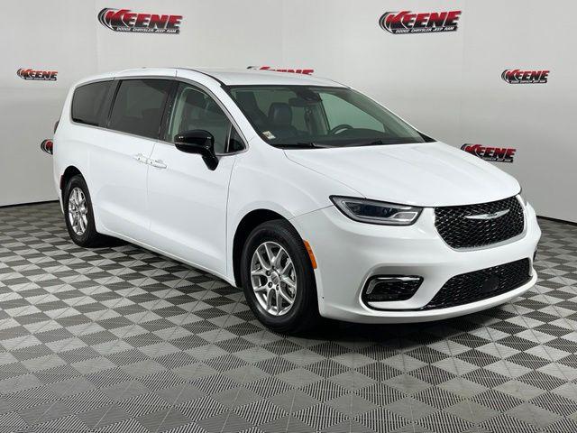 2024 Chrysler Pacifica Touring L 2024 Chrysler Pacifica Touring L