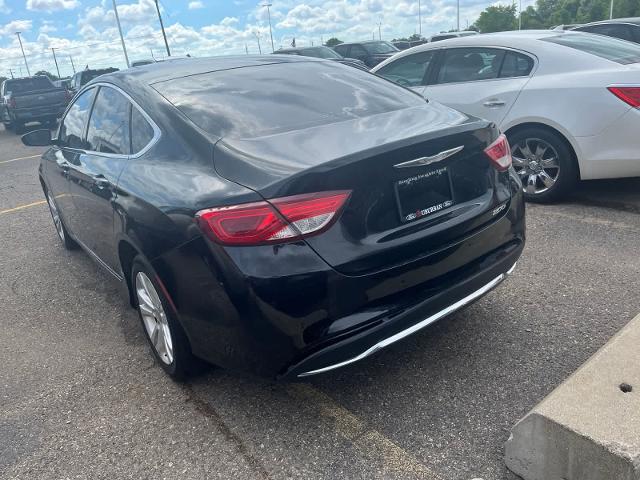 2016 Chrysler 200 Limited