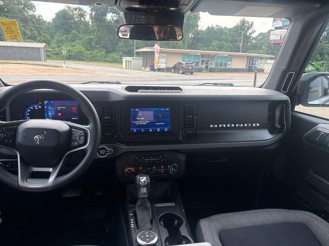 2021 Ford Bronco Base