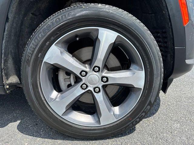 2024 Jeep Grand Cherokee L Limited 4x4 2024 Jeep Grand Cherokee L Limited 4x4