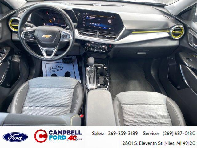 2024 Chevrolet Trax FWD LT