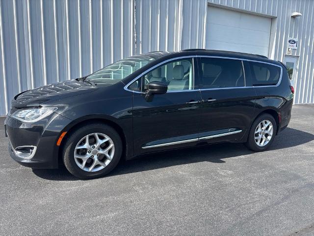 2017 Chrysler Pacifica Touring-L for sale in Celina, OH