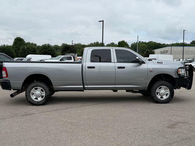 2022 Ram 3500 Tradesman Crew Cab 4x4 8 Box