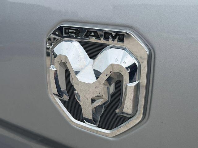 2022 Ram 3500 Tradesman Crew Cab 4x4 8 Box