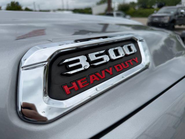 2022 Ram 3500 Tradesman Crew Cab 4x4 8 Box