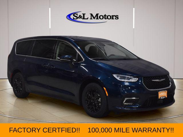 2023 Chrysler Pacifica Touring L for sale in Pulaski, WI