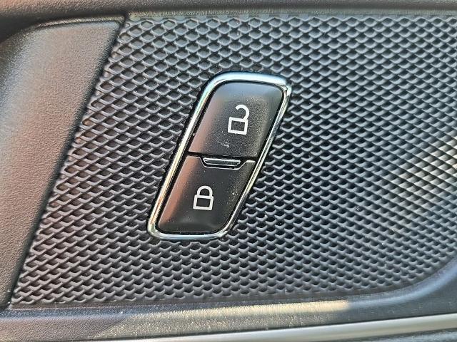 2023 Ford Edge ST Line