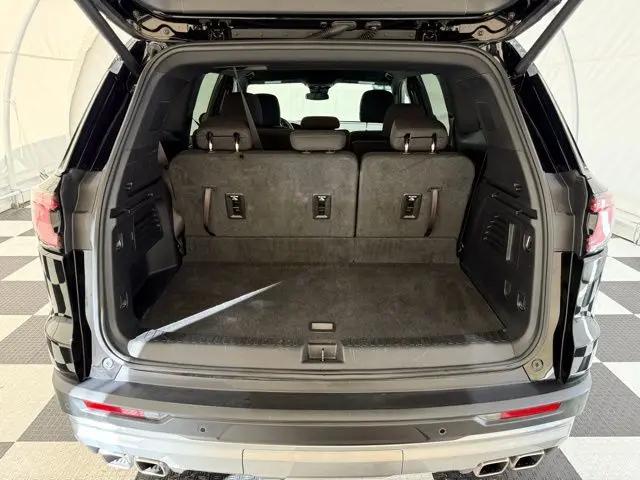 2025 GMC Acadia AWD Elevation