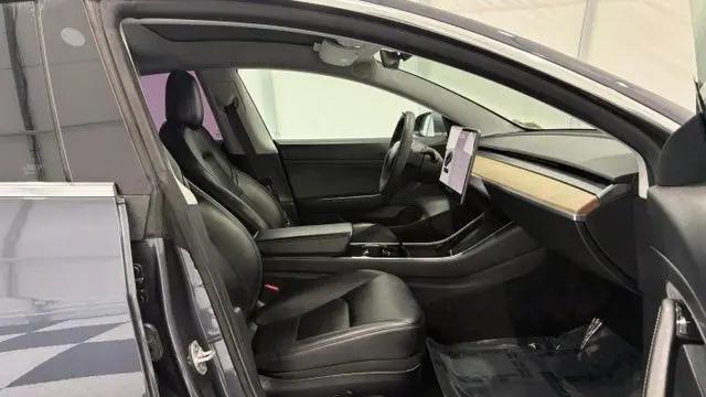 2020 Tesla Model 3 Standard Range Plus Rear-Wheel Drive