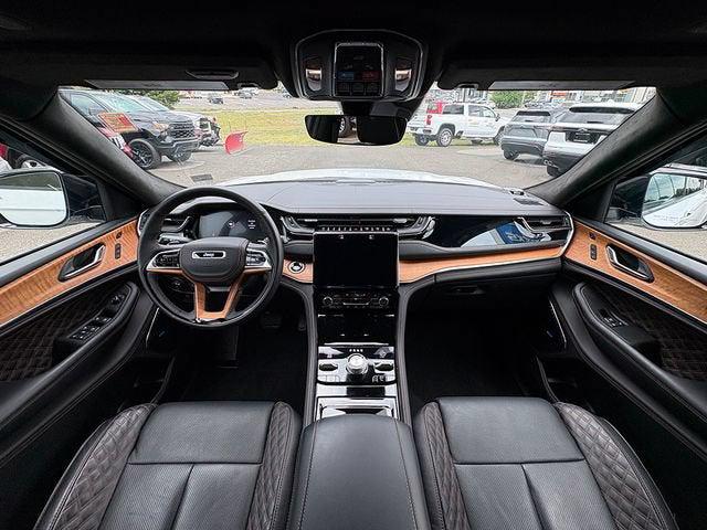2025 Jeep Grand Cherokee 4xe Summit Reserve 2025 Jeep Grand Cherokee 4xe Summit Reserve