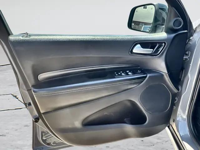 2023 Dodge Durango SXT Launch Edition RWD