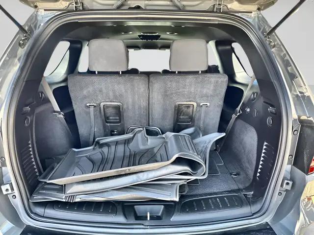 2023 Dodge Durango SXT Launch Edition RWD