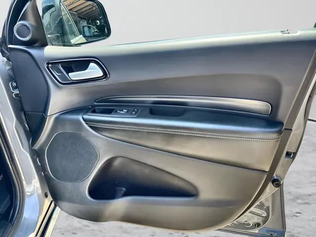 2023 Dodge Durango SXT Launch Edition RWD