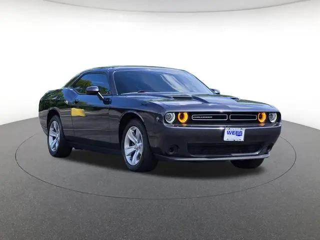 2018 Dodge Challenger SXT