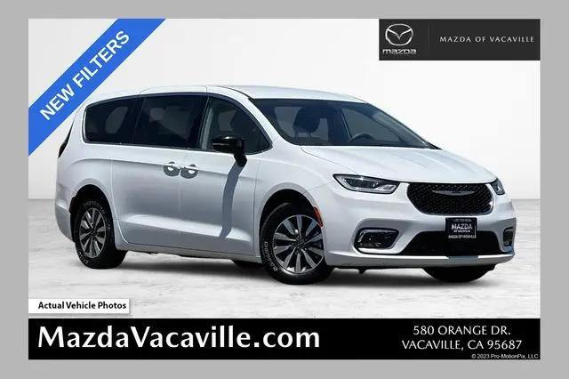 2024 Chrysler Pacifica Hybrid Select for sale in Vacaville, CA