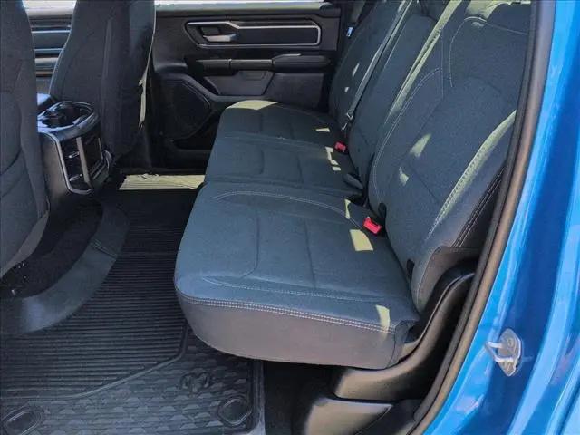 2022 Ram 1500 Big Horn Crew Cab 4x4 5'7" Box