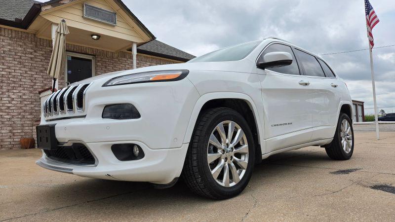 2017 Jeep Cherokee Overland FWD for sale in Broken Arrow, OK
