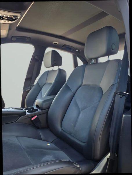 2018 Porsche Macan Sport Edition