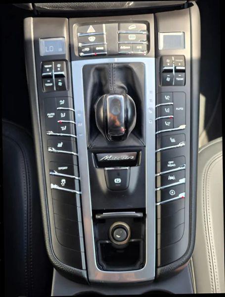 2018 Porsche Macan Sport Edition