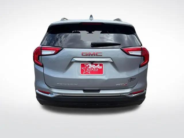 2023 GMC Terrain AWD AT4