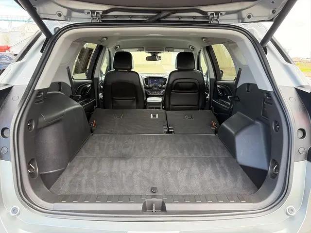 2023 GMC Terrain AWD AT4