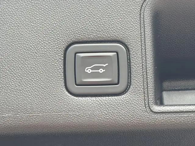 2023 GMC Terrain AWD AT4