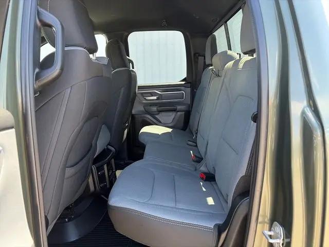 2021 Ram 1500 Big Horn Quad Cab 4x4 6'4" Box
