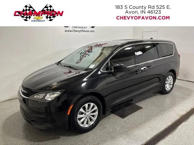 2017 Chrysler Pacifica Touring for sale in Avon, IN