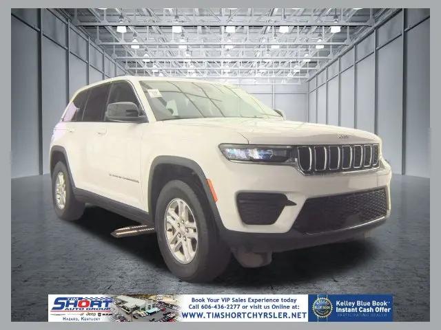 2023 Jeep Grand Cherokee Laredo 4x4 for sale in Hazard, KY