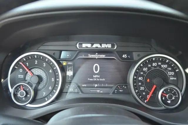 2026 Ram 1500 Big Horn Crew Cab 4x4 5'7" Box
