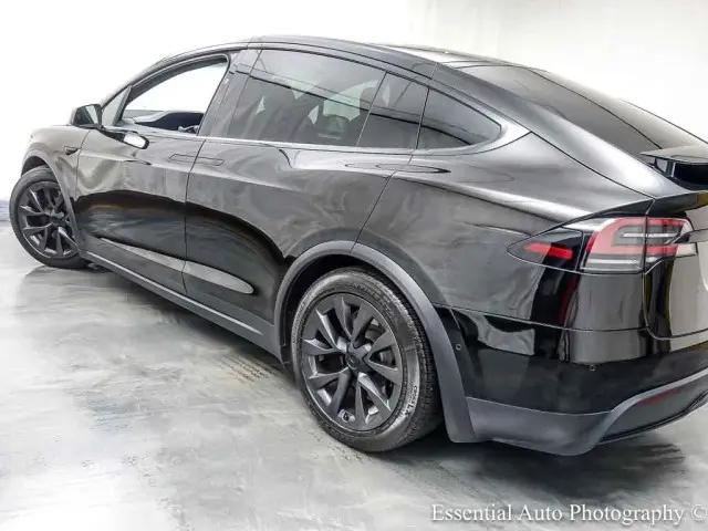 2023 Tesla Model X Standard Range