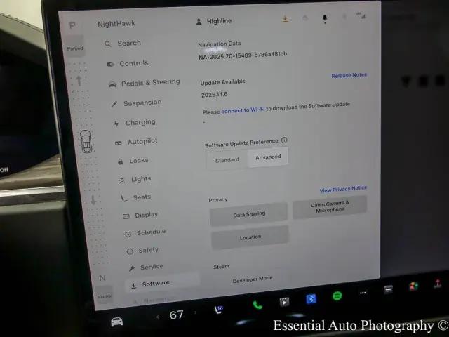 2023 Tesla Model X Standard Range