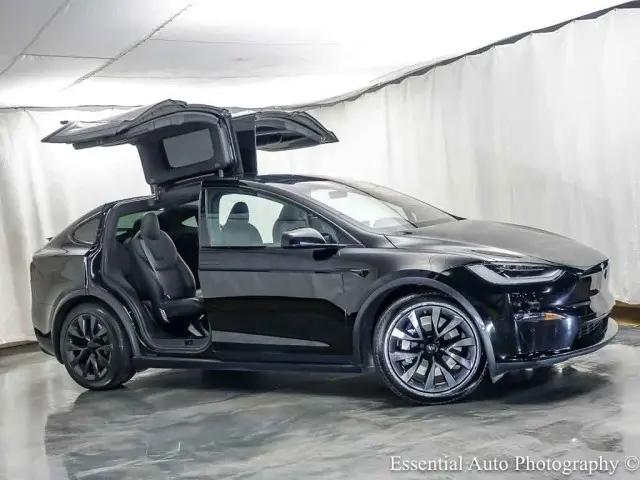 2023 Tesla Model X Standard Range