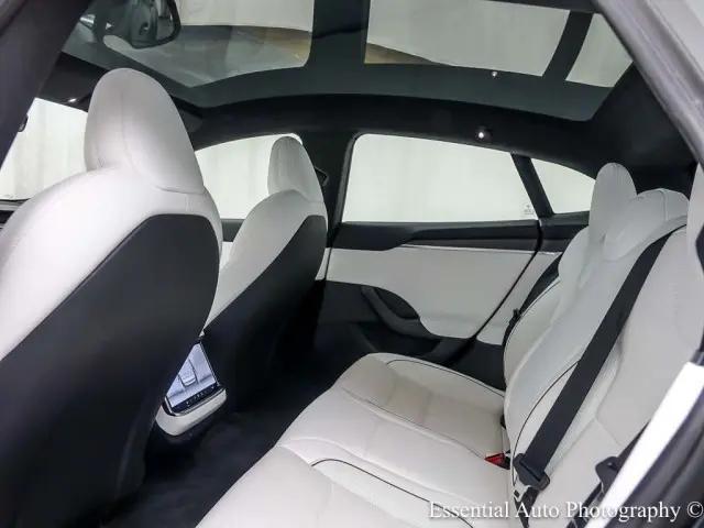 2023 Tesla Model S Plaid Tri Motor All-Wheel Drive