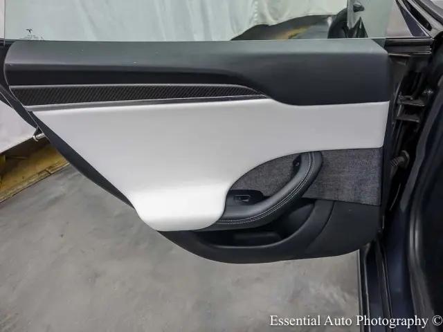 2023 Tesla Model S Plaid Tri Motor All-Wheel Drive
