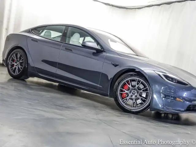 2023 Tesla Model S Plaid Tri Motor All-Wheel Drive