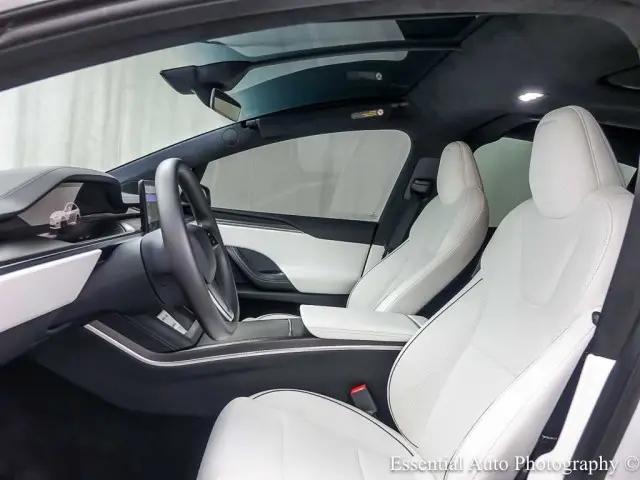 2023 Tesla Model X Plaid Tri Motor All-Wheel Drive