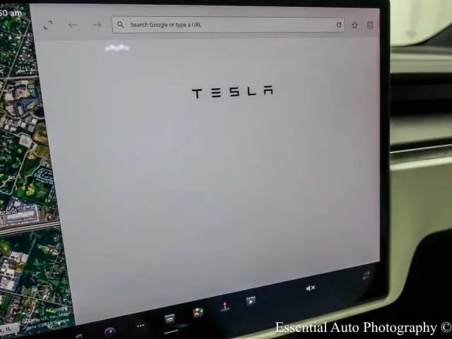 2023 Tesla Model X Plaid Tri Motor All-Wheel Drive