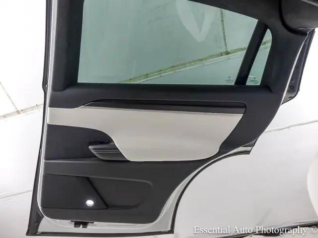 2023 Tesla Model X Plaid Tri Motor All-Wheel Drive