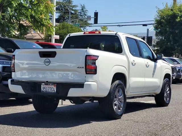 2025 Nissan Frontier Crew Cab SV 4x4