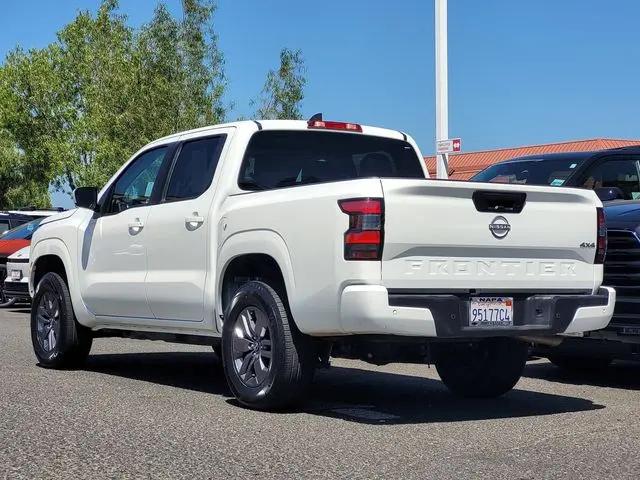 2025 Nissan Frontier Crew Cab SV 4x4