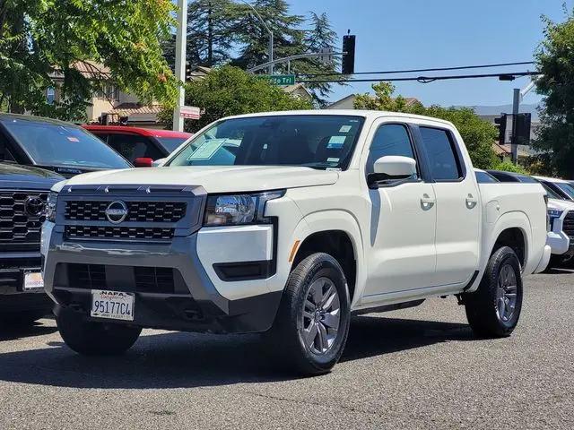 2025 Nissan Frontier Crew Cab SV 4x4