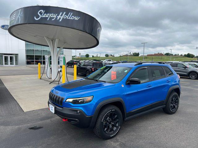 2022 Jeep Cherokee Trailhawk 4x4 for sale in Viroqua, WI
