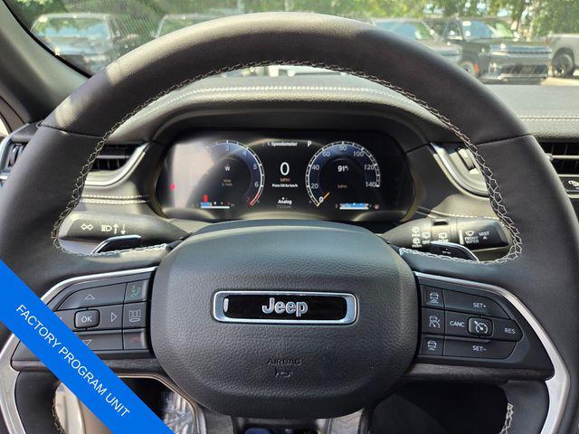 2025 Jeep Grand Cherokee Limited 4x2