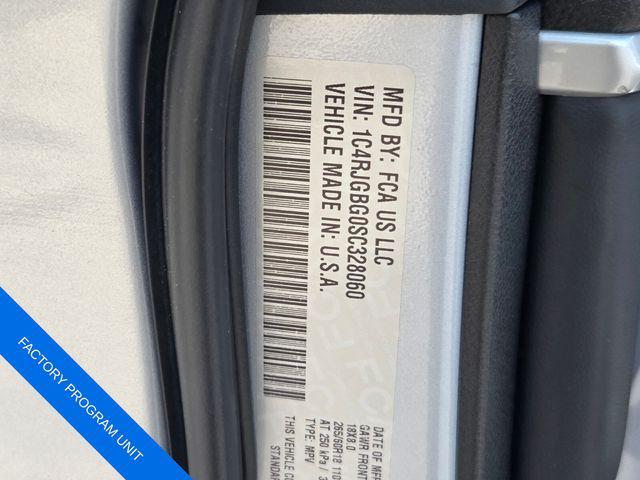 2025 Jeep Grand Cherokee Limited 4x2