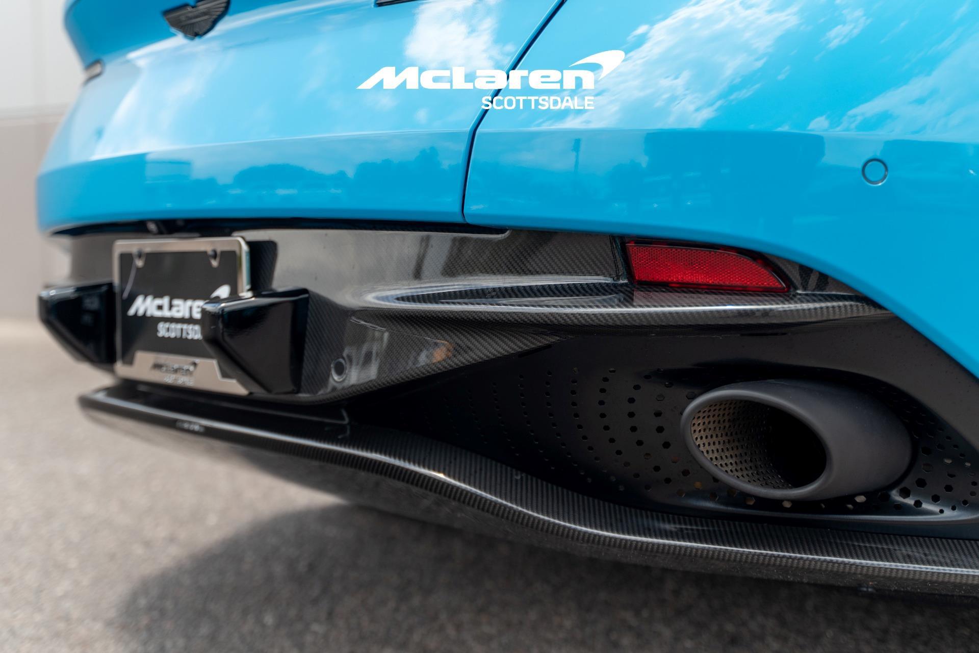2024 Aston Martin DB12 Base - Photo 30