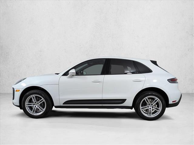 2025 Porsche Macan T